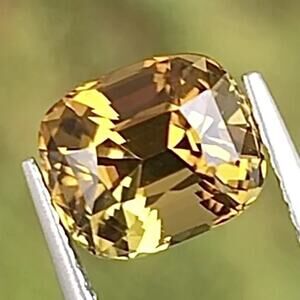 Wow!  Rare Champagne Yellow 2 Carat Tourmaline!!